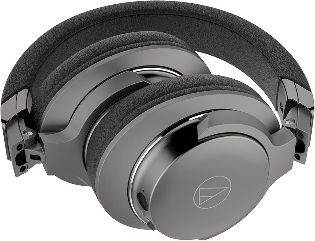 Black Bluetooth Wireless Over-Ear Headphones with Mic D8790