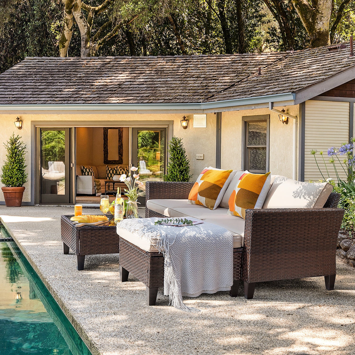 5 Pieces Wicker Rattan Outdoor Sofa Set with Ottoman B2178