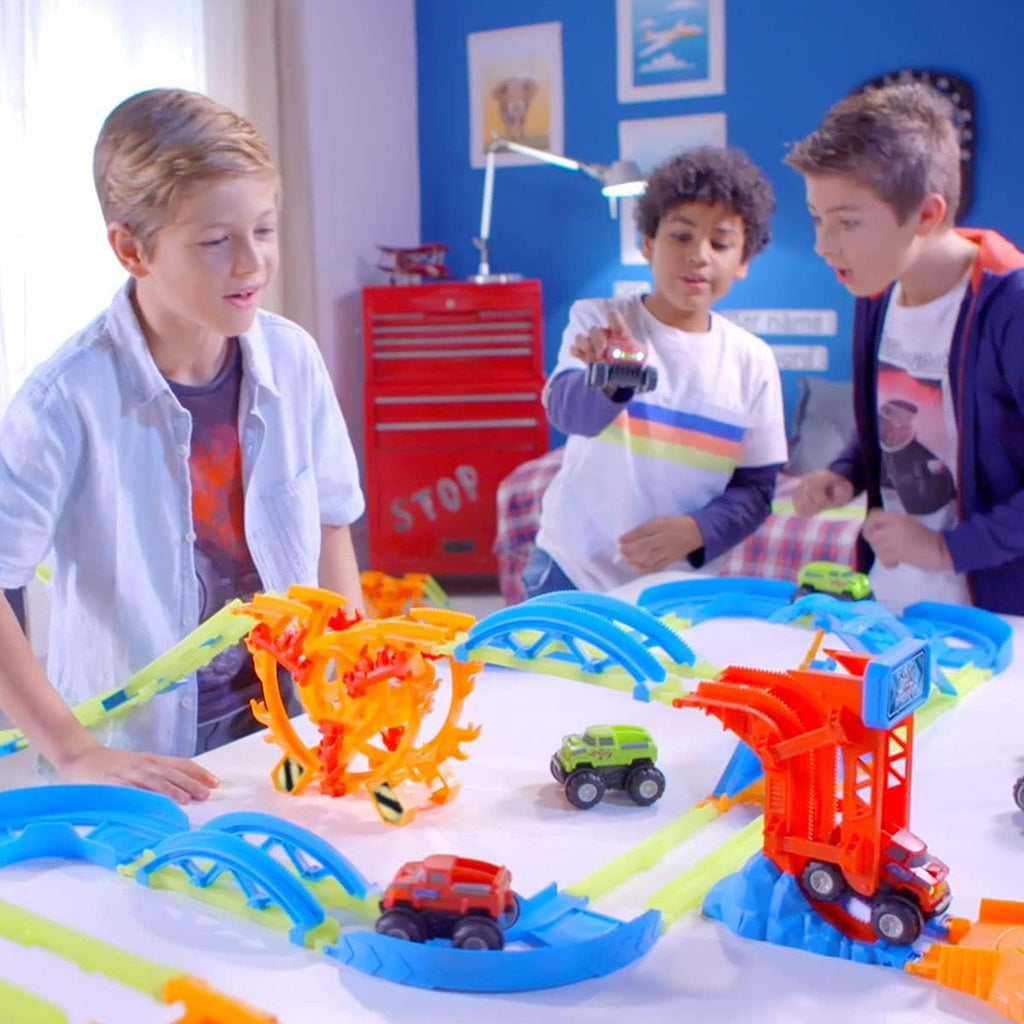 46 Pcs Glow in The Dark Race Car Track Set L29152
