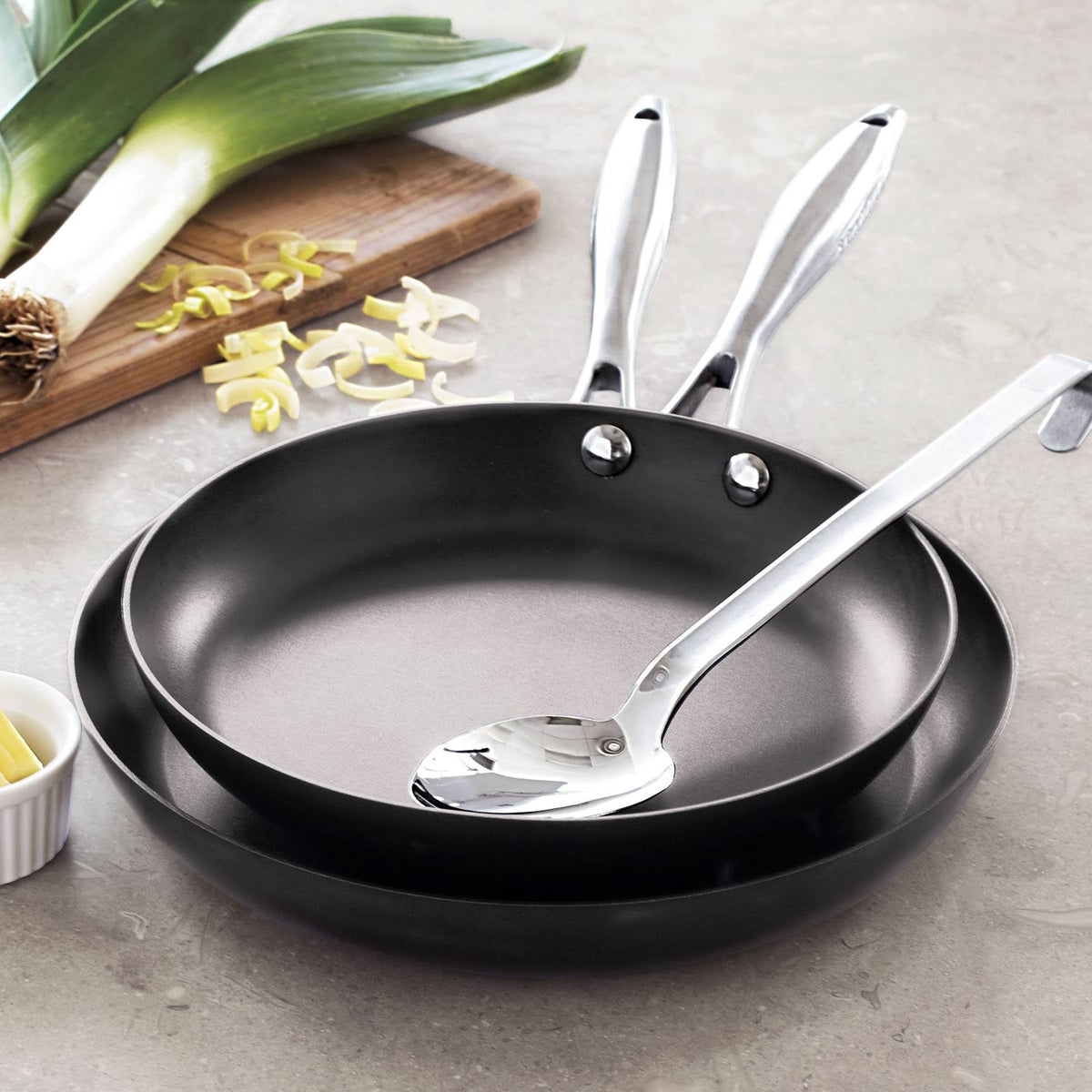 2 Piece Fry Pan Set J256135