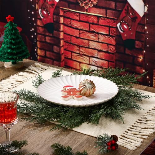 Round Christmas Placemats Set of 6 I753999