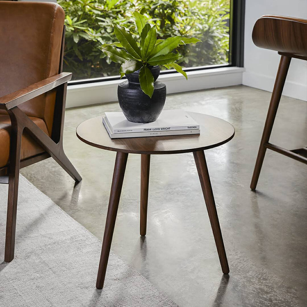 Walnut Round End Table M573064
