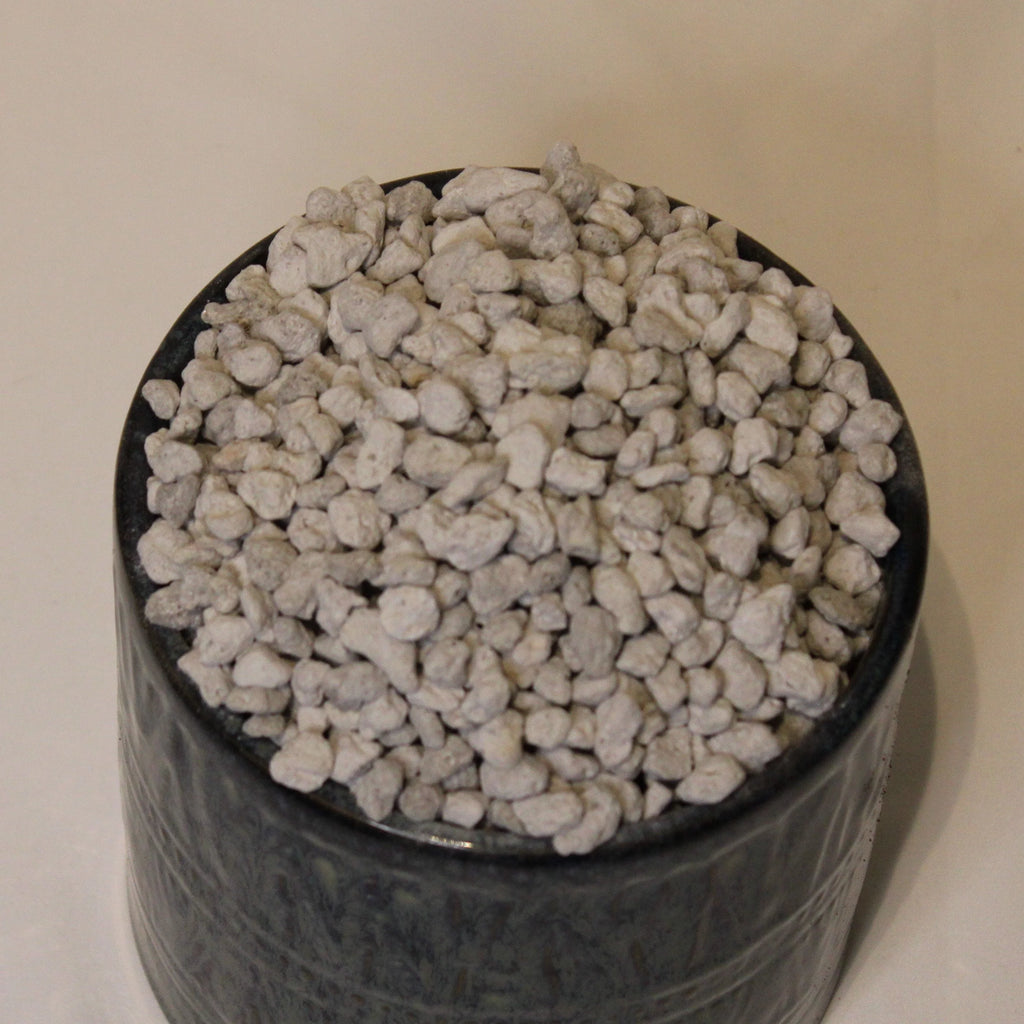 Horticultural Pumice 14 dry quarts Soil Amendment G99140